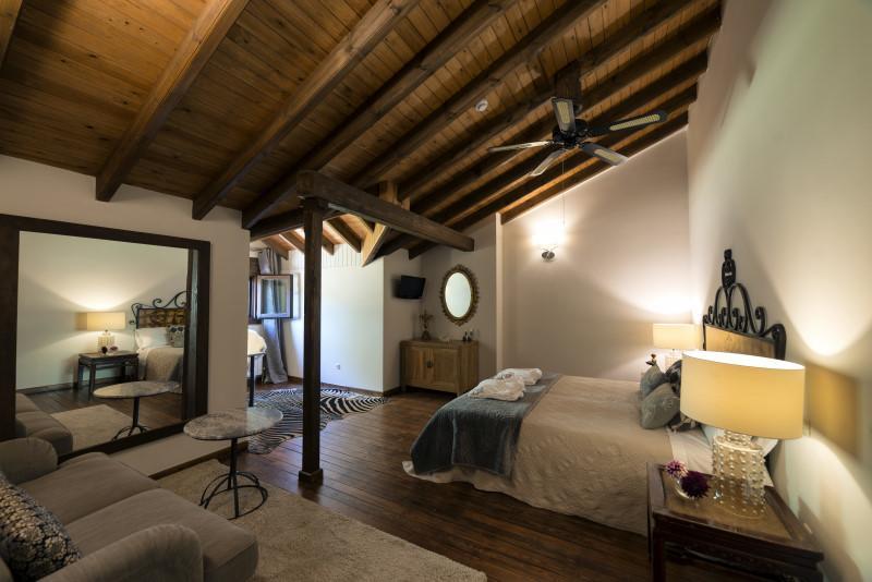 Hostal La Casona De Valfrio- Adults Only Collado  Exterior foto